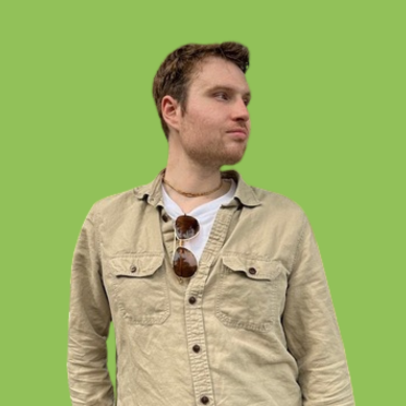 Sam, Ads Specialist at StorIQ